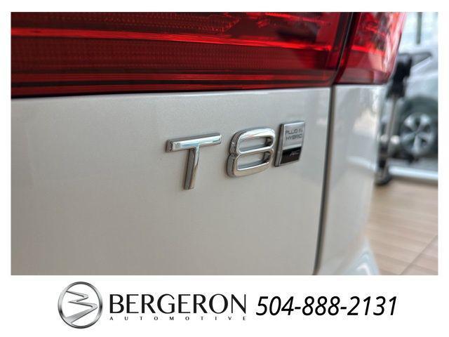 new 2025 Volvo XC60 Plug-In Hybrid car, priced at $66,235