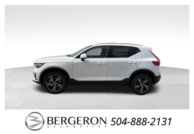 new 2024 Volvo XC40 car, priced at $38,750