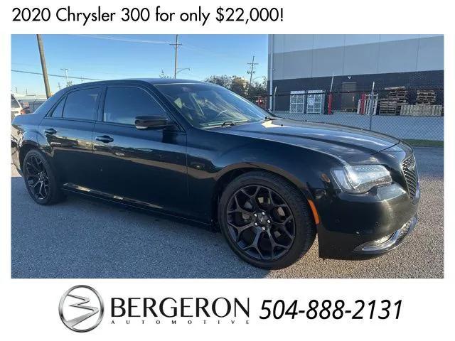 used 2020 Chrysler 300 car