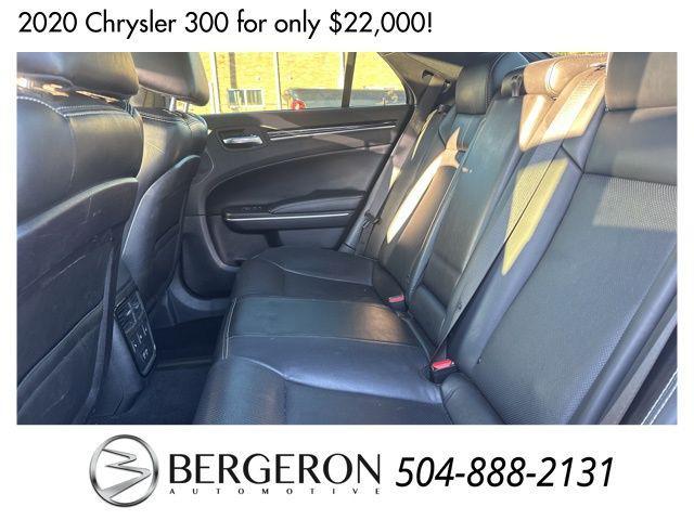 used 2020 Chrysler 300 car