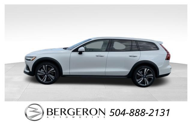 new 2024 Volvo V60 Cross Country car, priced at $54,135