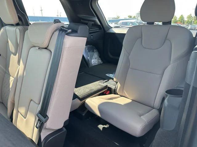 new 2025 Volvo XC90 car, priced at $65,395