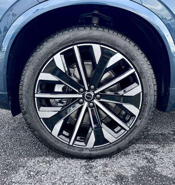 new 2026 Volvo XC90 car, priced at $70,895