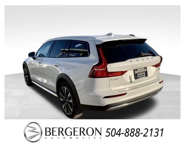 new 2024 Volvo V60 Cross Country car, priced at $59,185