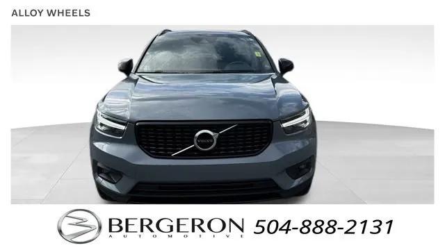 used 2022 Volvo XC40 car