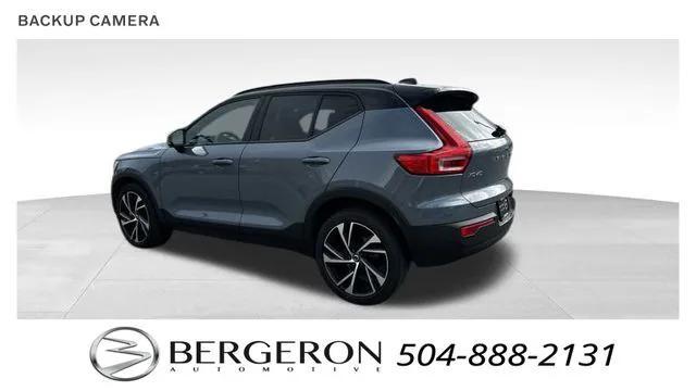 used 2022 Volvo XC40 car