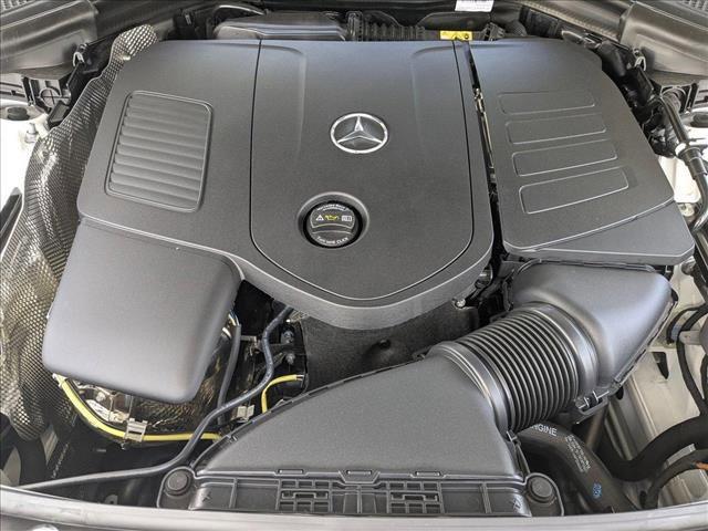 new 2025 Mercedes-Benz GLC 300 car, priced at $54,550