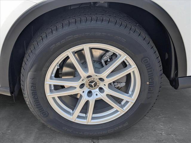 new 2025 Mercedes-Benz GLC 300 car, priced at $54,550