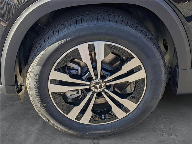 new 2025 Mercedes-Benz GLB 250 car, priced at $48,450