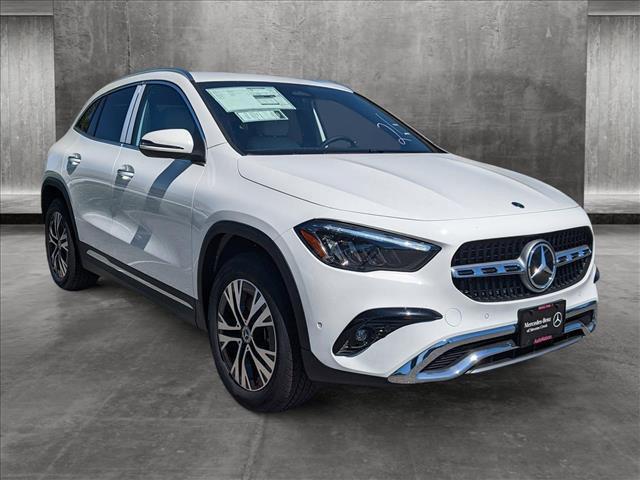 new 2025 Mercedes-Benz GLA 250 car, priced at $46,285