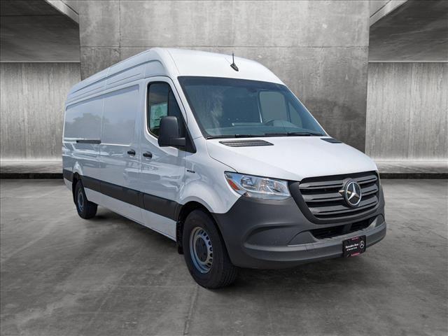 new 2024 Mercedes-Benz Sprinter 2500 car, priced at $79,137