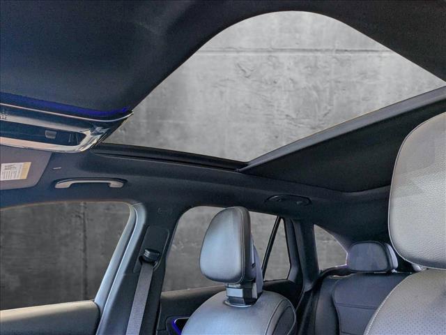 new 2025 Mercedes-Benz GLC 300 car, priced at $60,525