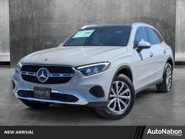 new 2025 Mercedes-Benz GLC 300 car, priced at $60,525