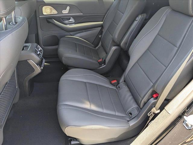 new 2025 Mercedes-Benz GLS 450 car, priced at $91,945