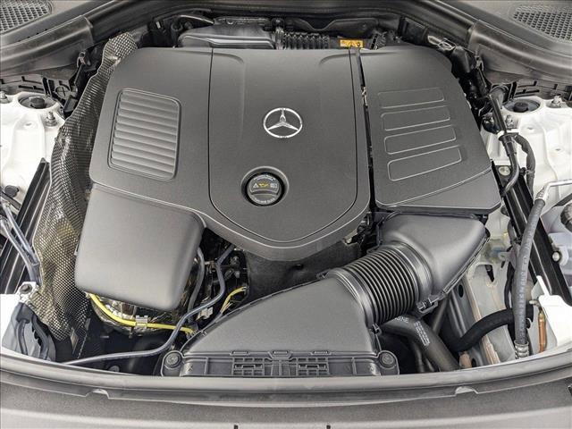 new 2025 Mercedes-Benz GLC 300 car, priced at $56,245
