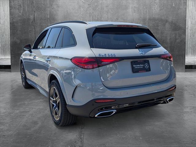 new 2025 Mercedes-Benz GLC 300 car, priced at $59,615