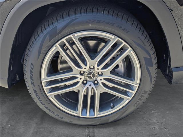 new 2025 Mercedes-Benz GLS 450 car, priced at $92,275
