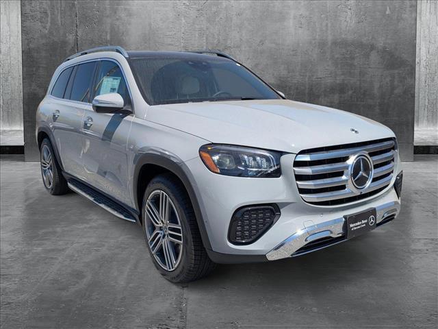 new 2025 Mercedes-Benz GLS 450 car, priced at $98,910