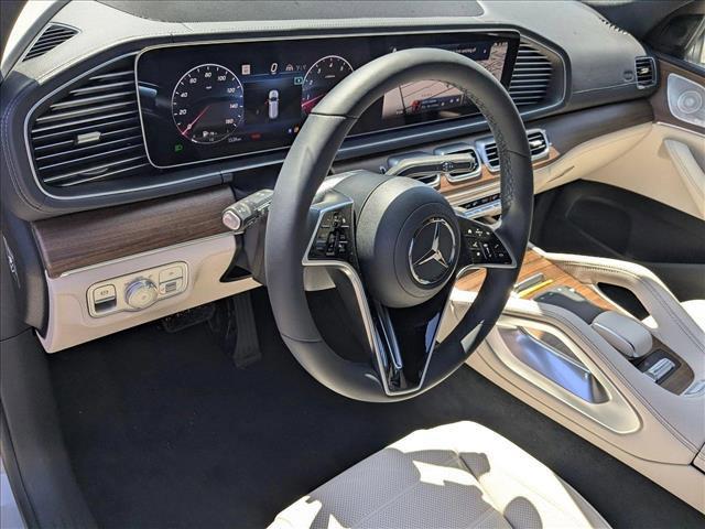 new 2025 Mercedes-Benz GLS 450 car, priced at $98,910