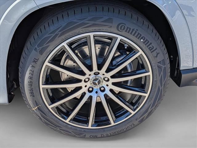 new 2026 Mercedes-Benz GLS 580 car, priced at $125,605