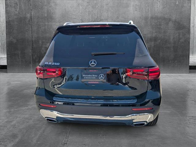 new 2025 Mercedes-Benz GLB 250 car, priced at $48,645
