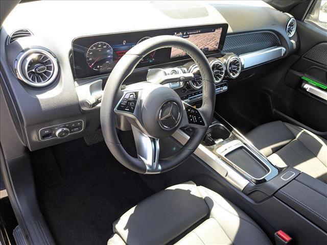 new 2025 Mercedes-Benz GLB 250 car, priced at $48,645