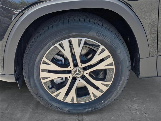 new 2025 Mercedes-Benz GLB 250 car, priced at $48,645