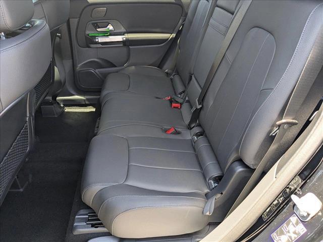 new 2025 Mercedes-Benz GLB 250 car, priced at $48,645