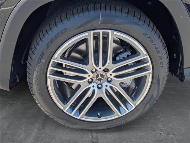 new 2025 Mercedes-Benz GLS 450 car, priced at $91,945