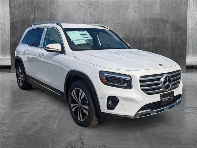 new 2025 Mercedes-Benz GLB 250 car, priced at $47,145