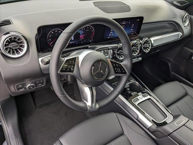 new 2024 Mercedes-Benz GLB 250 car, priced at $51,905