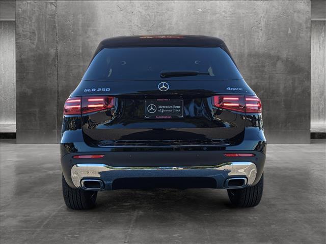 new 2024 Mercedes-Benz GLB 250 car, priced at $51,325