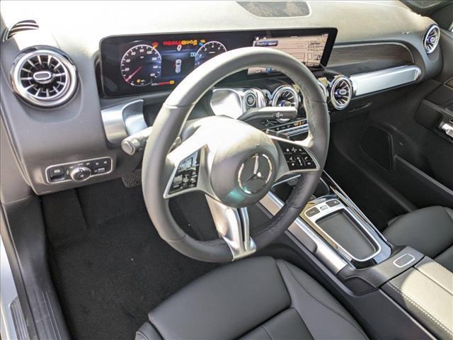 new 2024 Mercedes-Benz GLB 250 car, priced at $50,995