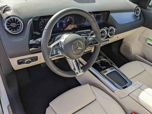 new 2025 Mercedes-Benz GLA 250 car, priced at $45,235