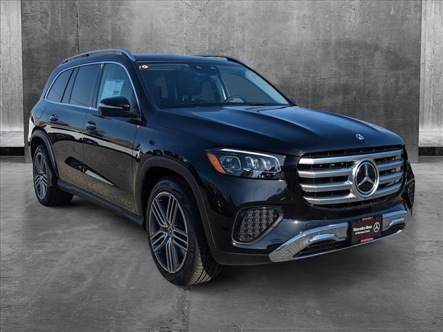 new 2025 Mercedes-Benz GLS 450 car, priced at $91,720