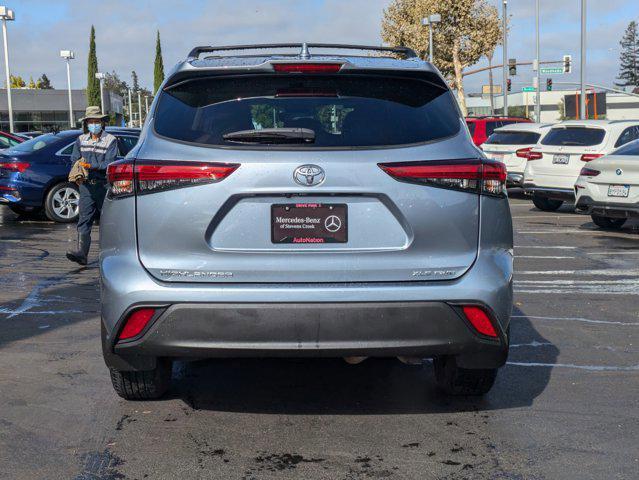 used 2020 Toyota Highlander car, priced at $28,599