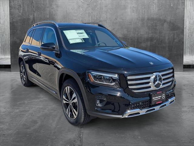 new 2025 Mercedes-Benz GLB 250 car, priced at $44,550