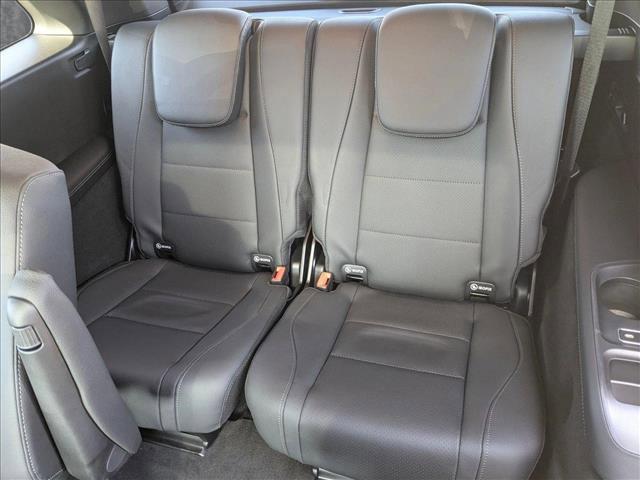 new 2025 Mercedes-Benz GLS 450 car, priced at $91,945