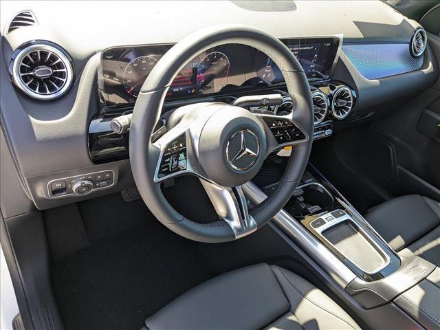 new 2025 Mercedes-Benz GLA 250 car, priced at $45,085