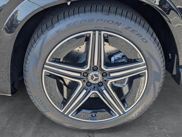 new 2025 Mercedes-Benz GLE 450e car, priced at $83,040