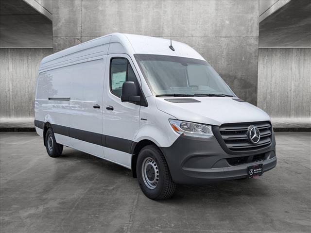 new 2024 Mercedes-Benz Sprinter 2500 car, priced at $79,137