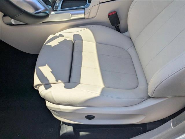 new 2025 Mercedes-Benz GLB 250 car, priced at $49,550