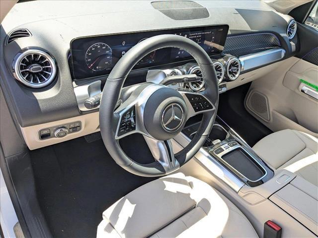 new 2025 Mercedes-Benz GLB 250 car, priced at $49,550