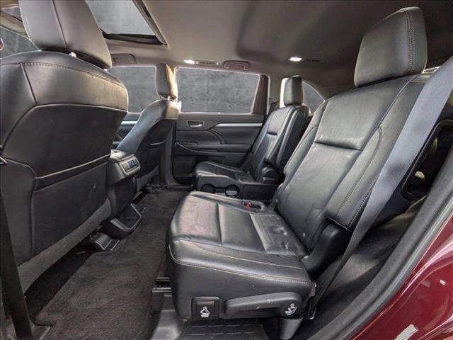 used 2015 Toyota Highlander car, priced at $17,592