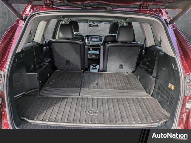 used 2015 Toyota Highlander car, priced at $17,592