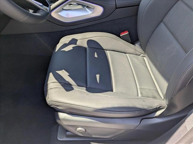 new 2025 Mercedes-Benz GLE 350 car, priced at $72,140