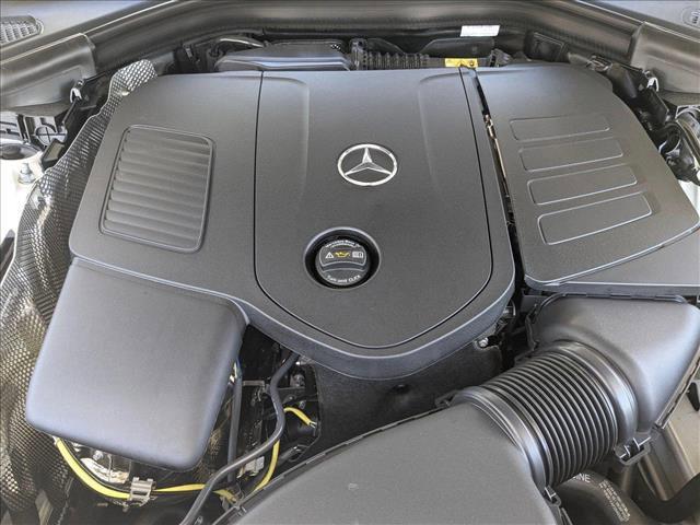new 2025 Mercedes-Benz GLC 300 car, priced at $57,495