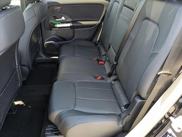 new 2025 Mercedes-Benz GLB 250 car, priced at $50,365