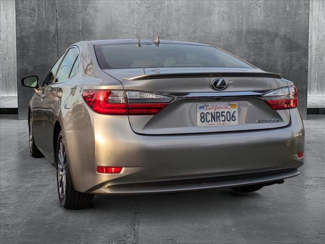 used 2018 Lexus ES 300h car, priced at $23,491