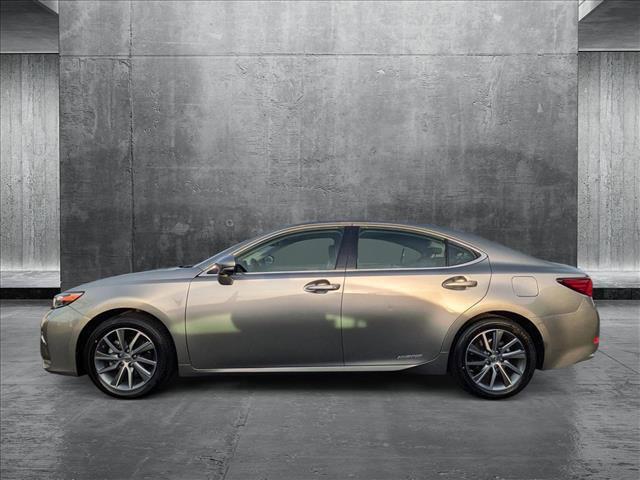 used 2018 Lexus ES 300h car, priced at $23,491